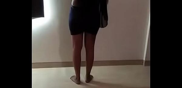  Indian Modern Wife show her Topless Body